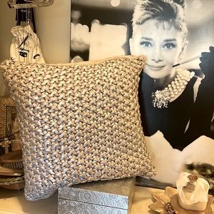 Donna Karan “DKNY” Throw pillow CASE - selling case only. 18x18